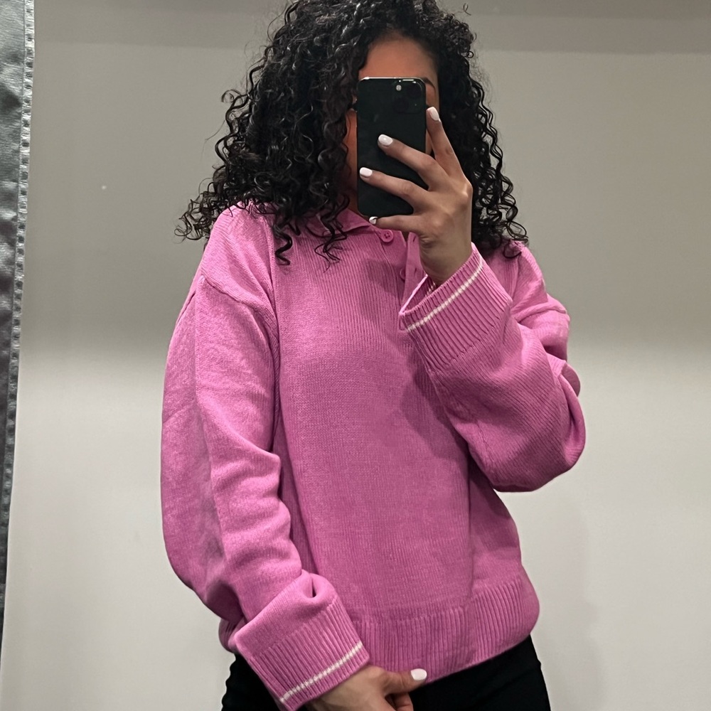 Pink H&M sweater